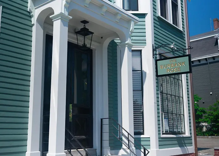 The Burbank Rose Inn